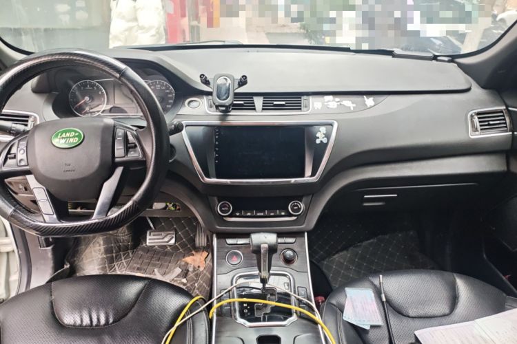 Used Land X7 2015 2.0T Panoramic Prestige Edition Audio And AC Panel
