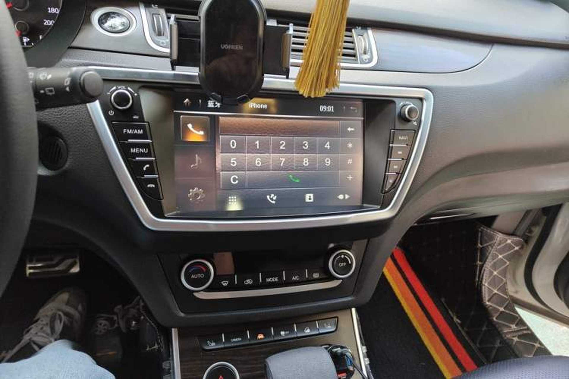 Used Land X7 2015 2.0T Panoramic Prestige Edition Audio And AC Panel