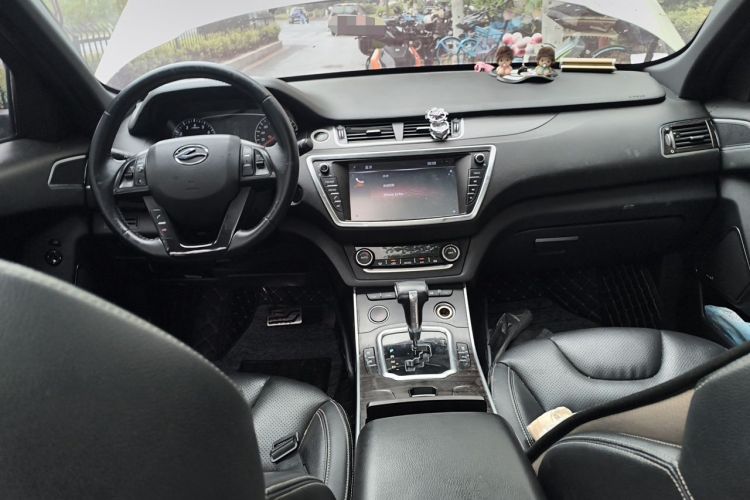 Used Land X7 2015 2.0T Panoramic Flagship Edition Center Console