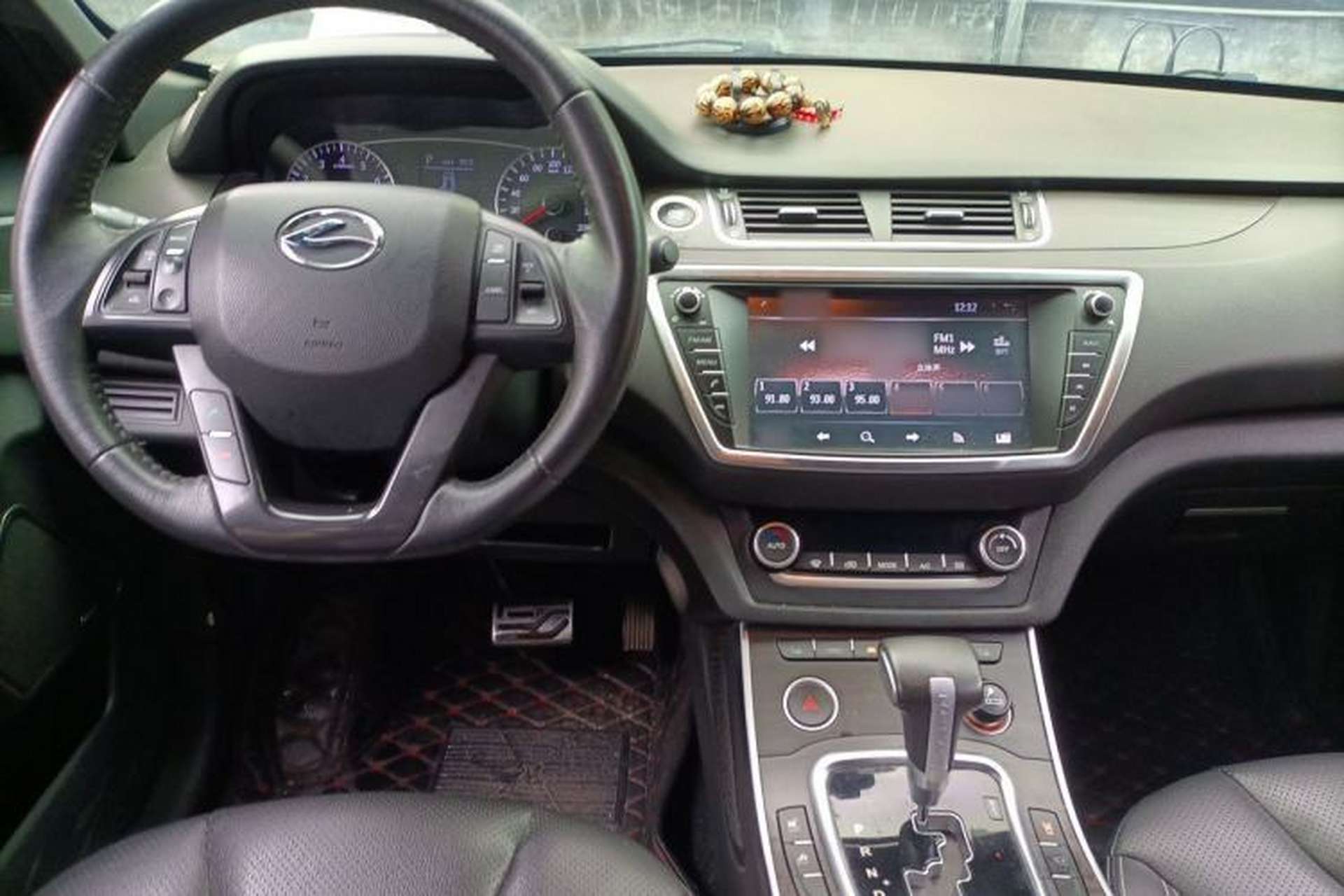 Used Land X7 2015 2.0T Panoramic Prestige Edition Center Console