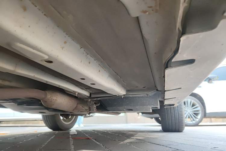 Used Land X7 2015 2.0T Panoramic Prestige Edition Chassis Front Left