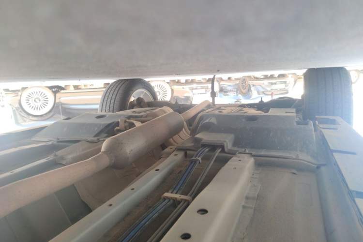 Used Land X7 2015 2.0T Panoramic Prestige Edition Chassis Front Right