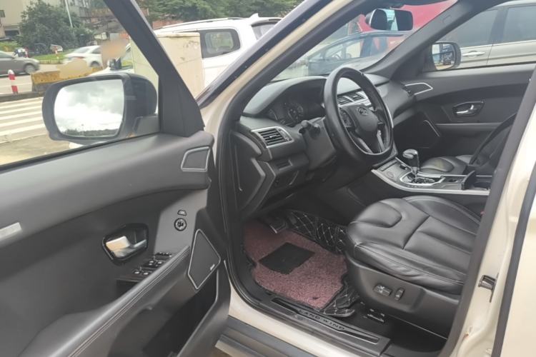Used Land X7 2015 2.0T Panoramic Prestige Edition Driver Seat