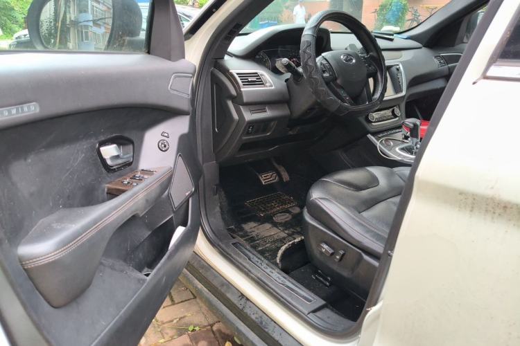 Used Land X7 2015 2.0T Panoramic Prestige Edition Driver Seat