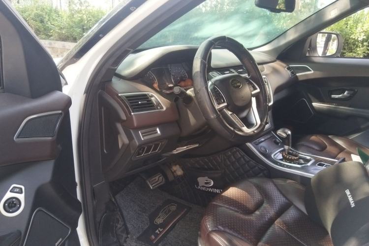 Used Land X7 2015 2.0T Panoramic Prestige Edition Driver Seat