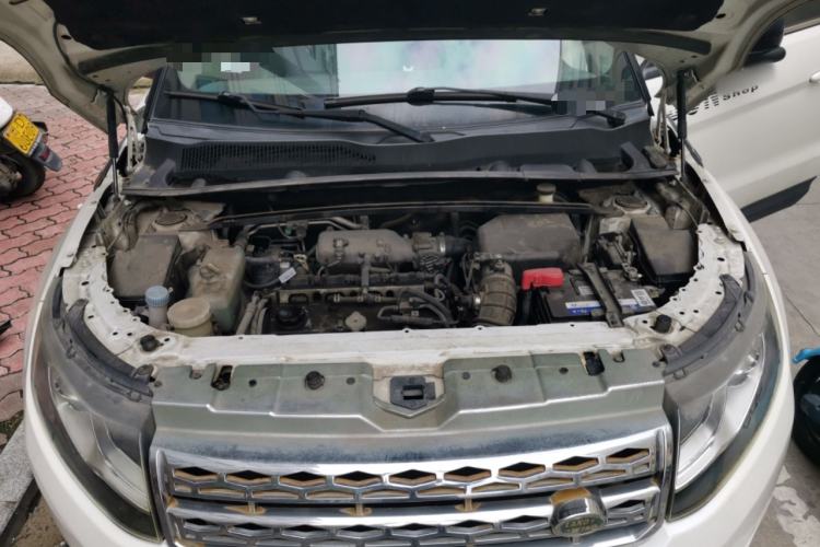 Used Land X7 2015 2.0T Panoramic Prestige Edition Engine Bay