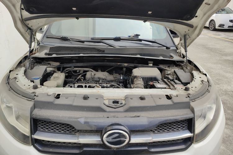 Used Land X7 2015 2.0T Panoramic Prestige Edition Engine Bay