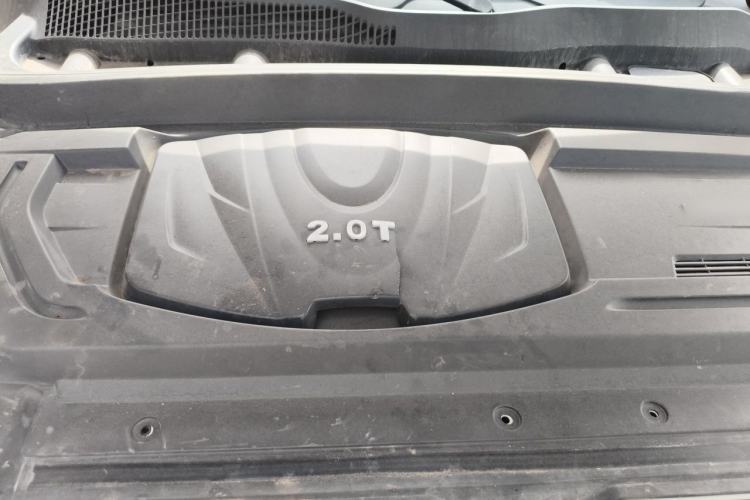 Used Land X7 2015 2.0T Panoramic Prestige Edition Engine Bay