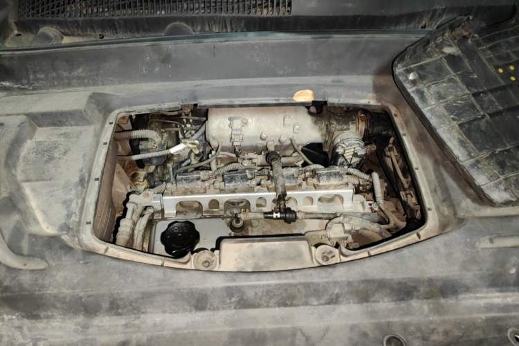 Used Land X7 2015 2.0T Panoramic Prestige Edition Engine Bay