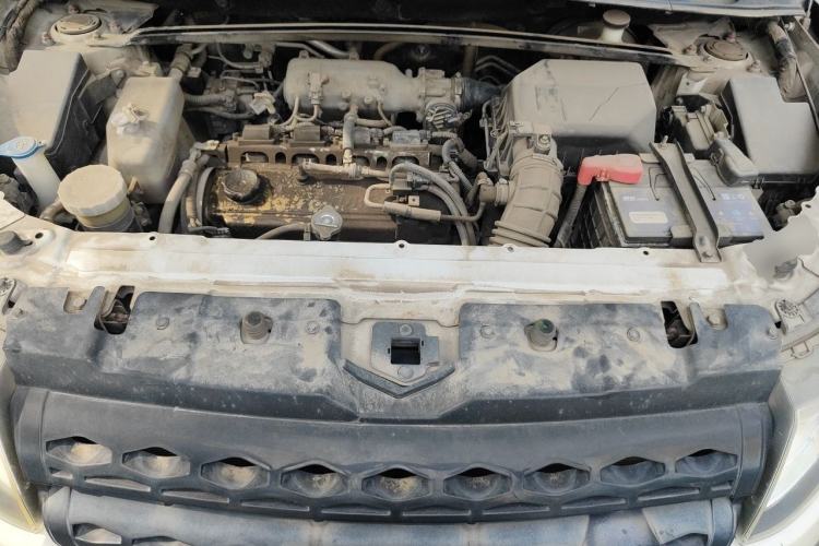 Used Land X7 2015 2.0T Panoramic Flagship Edition Engine Bay