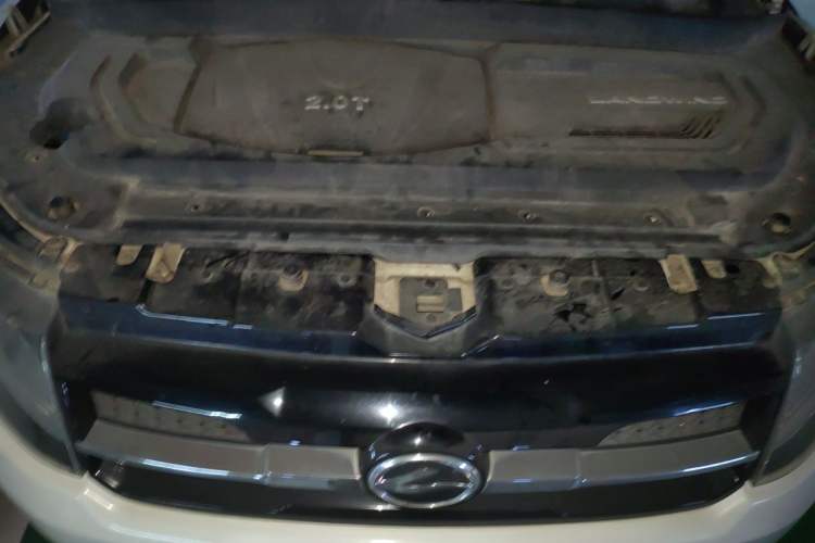 Used Land X7 2015 2.0T Panoramic Flagship Edition Engine Bay