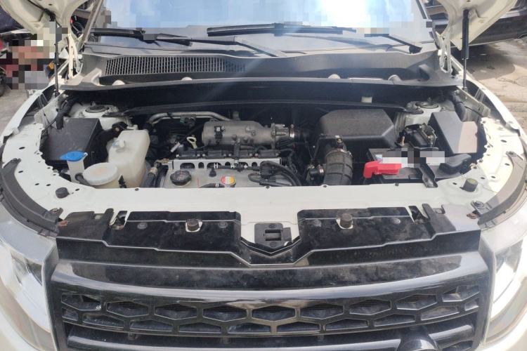 Used Land X7 2015 2.0T Panoramic Flagship Edition Engine Bay