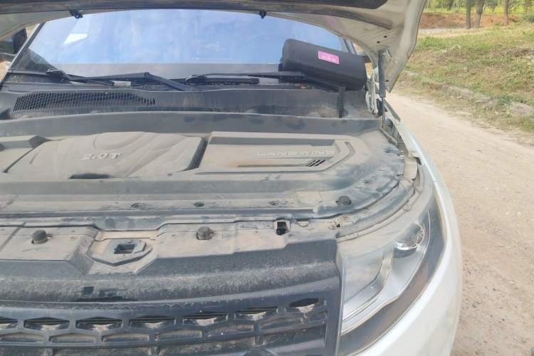 Used Land X7 2015 2.0T Panoramic Flagship Edition Engine Bay Left