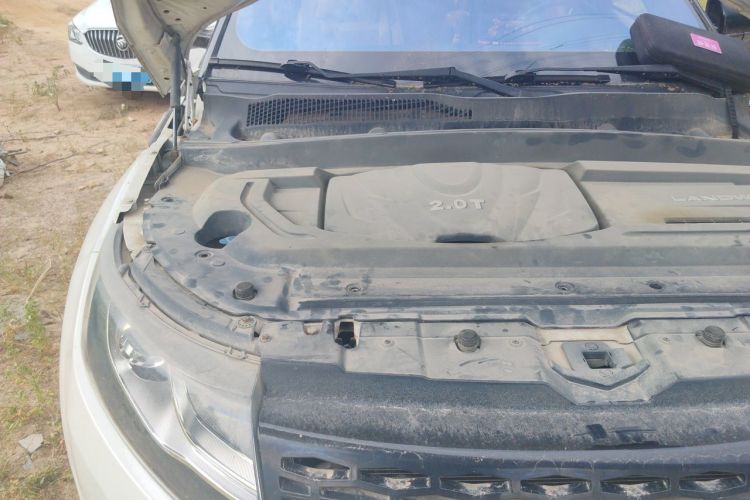 Used Land X7 2015 2.0T Panoramic Flagship Edition Engine Bay Right