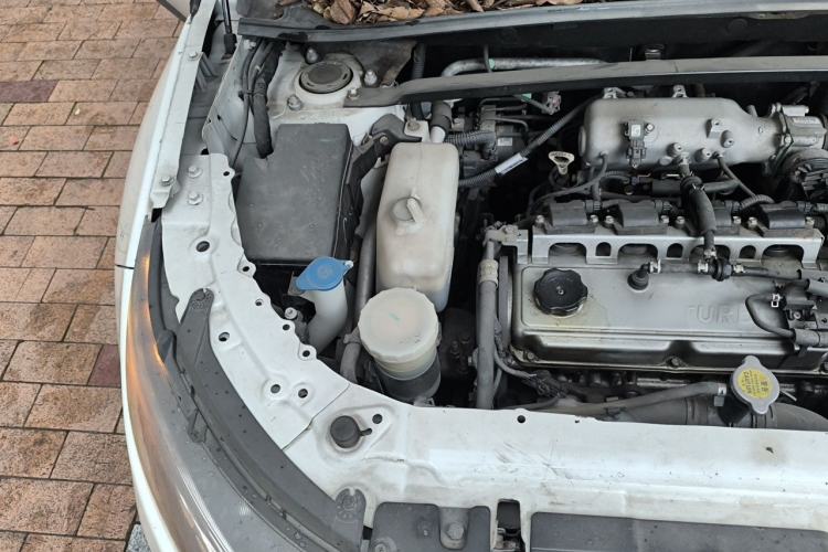 Used Land X7 2015 2.0T Panoramic Flagship Edition Engine Bay Right