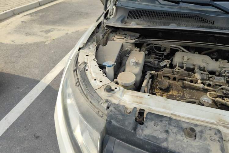 Used Land X7 2015 2.0T Panoramic Flagship Edition Engine Bay Right