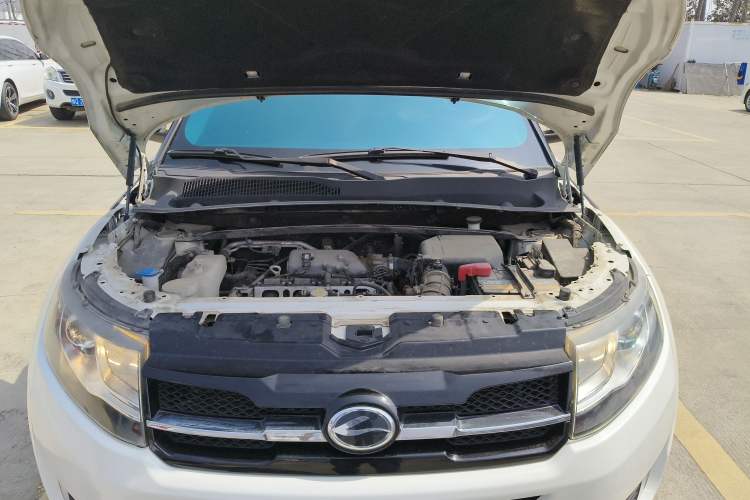Used Land X7 2015 2.0T Panoramic Prestige Edition Engine Bay