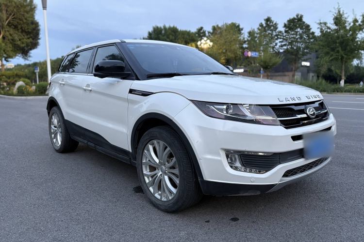 Used Land X7 2015 2.0T Panoramic Prestige Edition Exterior 1