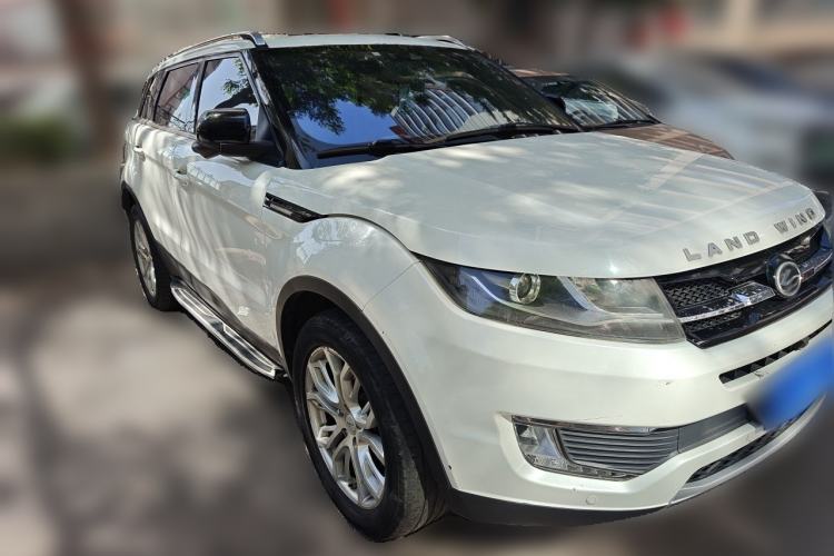 Used Land X7 2015 2.0T Panoramic Prestige Edition Exterior 2