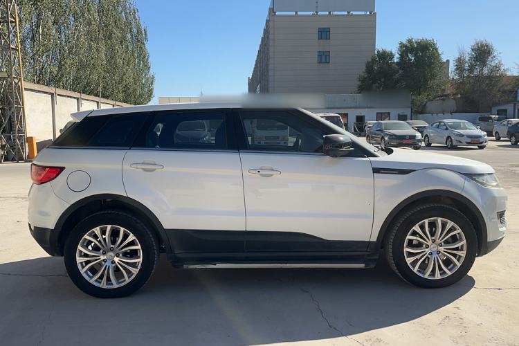 Used Land X7 2015 2.0T Panoramic Prestige Edition Exterior 2
