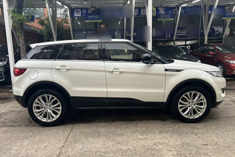 Used Land X7 2015 2.0T Panoramic Prestige Edition Exterior 2