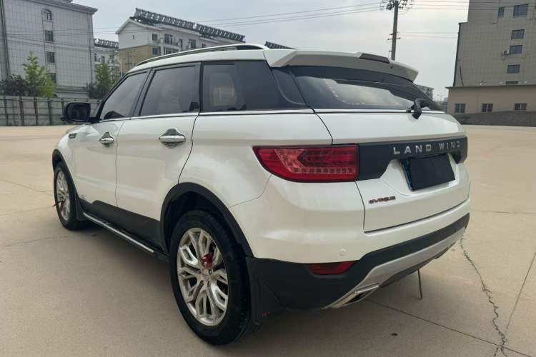 Used Land X7 2015 2.0T Panoramic Flagship Edition Exterior 3