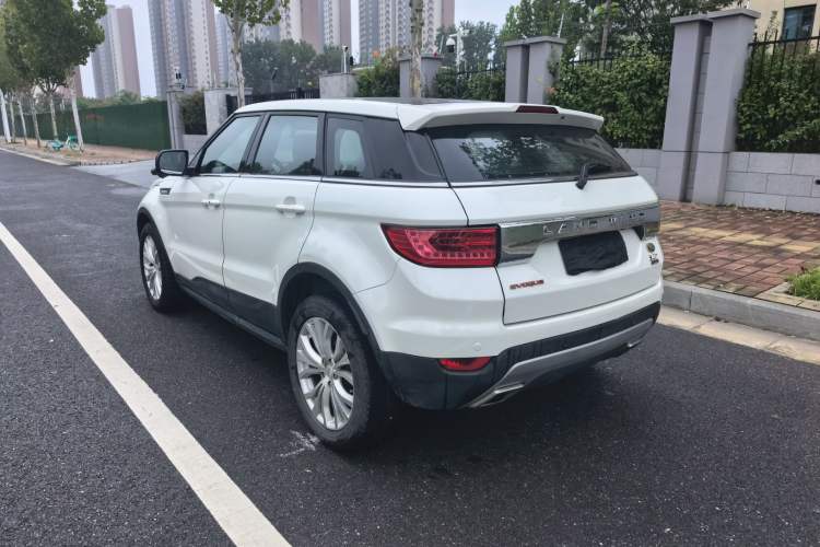 Used Land X7 2015 2.0T Panoramic Prestige Edition Exterior 3