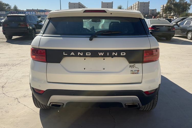 Used Land X7 2015 2.0T Panoramic Prestige Edition Exterior 4