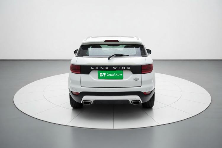 Used Land X7 2015 2.0T Panoramic Prestige Edition Exterior 4