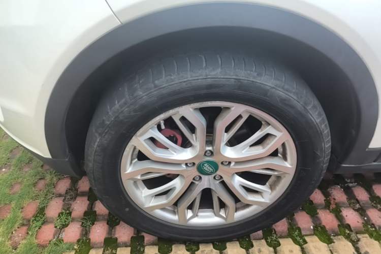 Used Land X7 2015 2.0T Panoramic Flagship Edition Exterior 4