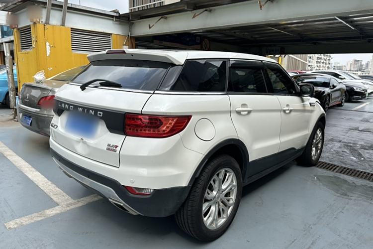 Used Land X7 2015 2.0T Panoramic Prestige Edition Exterior 5
