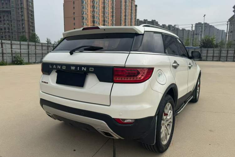 Used Land X7 2015 2.0T Panoramic Flagship Edition Exterior 5