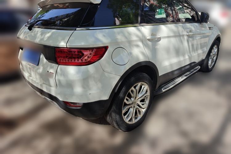 Used Land X7 2015 2.0T Panoramic Prestige Edition Exterior 5