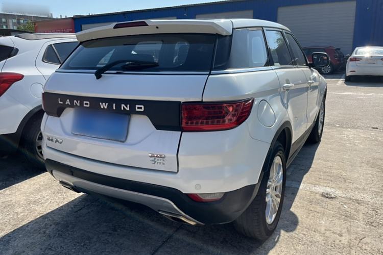 Used Land X7 2015 2.0T Panoramic Luxury Edition Exterior 5