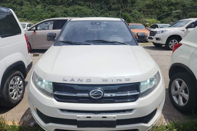Used Land X7 2015 2.0T Panoramic Prestige Edition Front