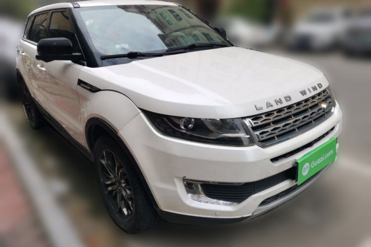 Used Land X7 2015 2.0T Panoramic Prestige Edition Front Right 45 Deg