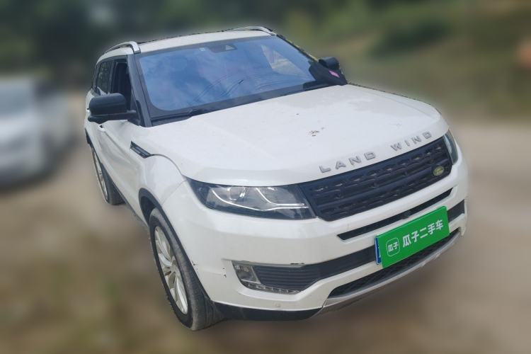 Used Land X7 2015 2.0T Panoramic Flagship Edition Front Right 45 Deg