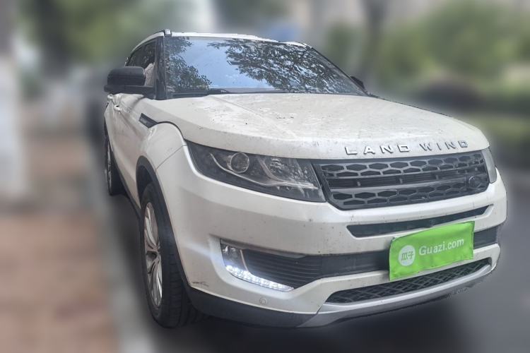 Used Land X7 2015 2.0T Panoramic Flagship Edition Front Right 45 Deg
