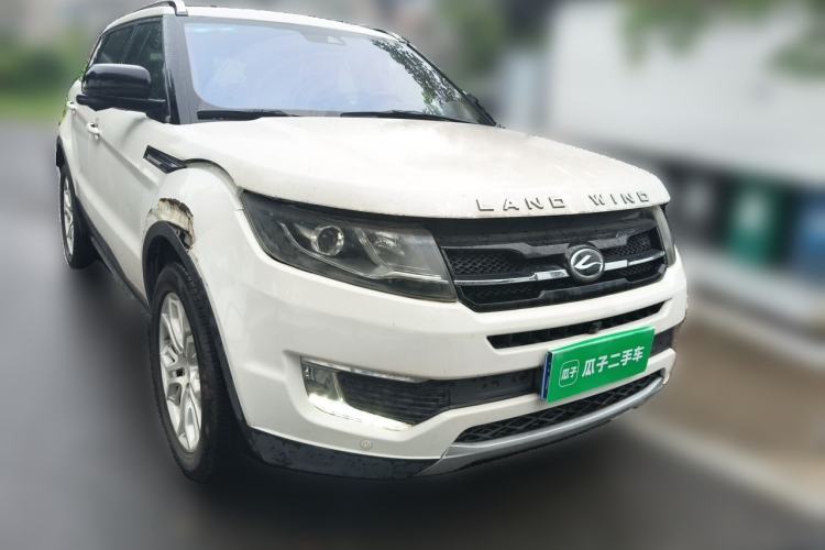 Used Land X7 2015 2.0T Panoramic Flagship Edition Front Right 45 Deg