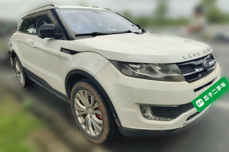 Used Land X7 2015 2.0T Panoramic Flagship Edition Front Right 45 Deg