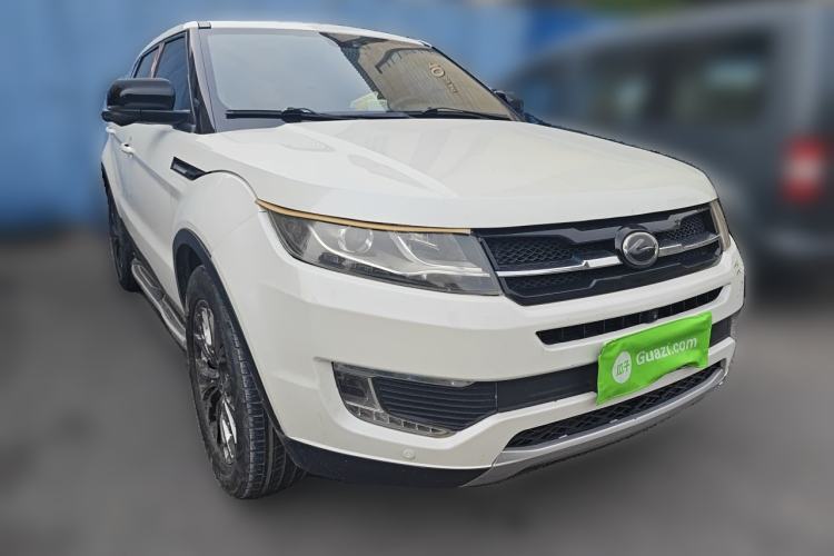 Used Land X7 2015 2.0T Panoramic Prestige Edition Front Right 45 Deg