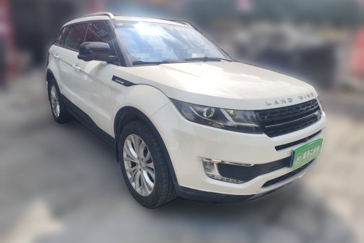 Used Land X7 2015 2.0T Panoramic Flagship Edition Front Right 45 Deg