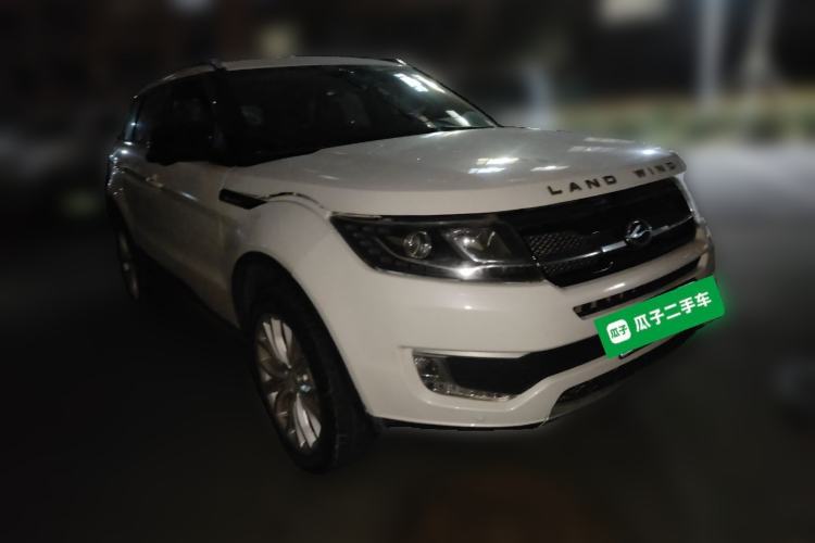 Used Land X7 2015 2.0T Panoramic Prestige Edition Front Right 45 Deg