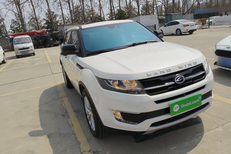 Used Land X7 2015 2.0T Panoramic Prestige Edition Front Right 45 Deg