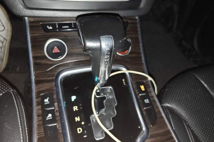 Used Land X7 2015 2.0T Panoramic Flagship Edition Gear Lever