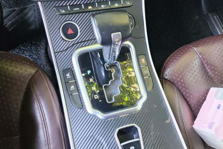 Used Land X7 2015 2.0T Panoramic Flagship Edition Gear Lever