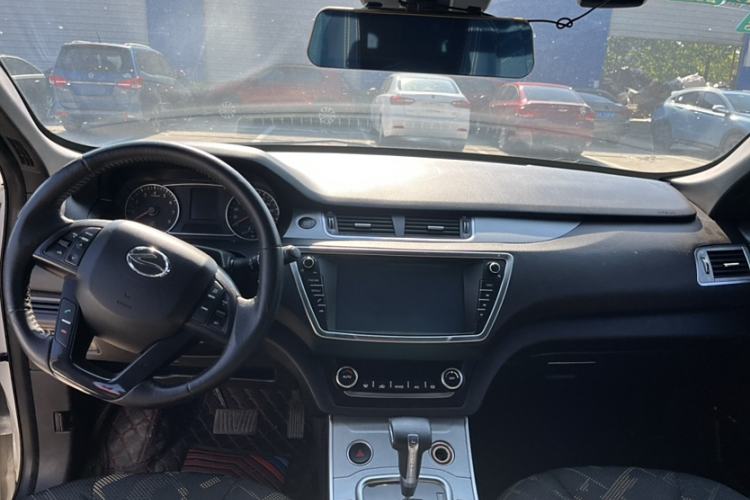 Used Land X7 2015 2.0T Panoramic Luxury Edition Gear Lever