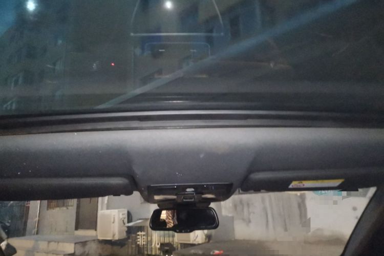 Used Land X7 2015 2.0T Panoramic Prestige Edition Headliner