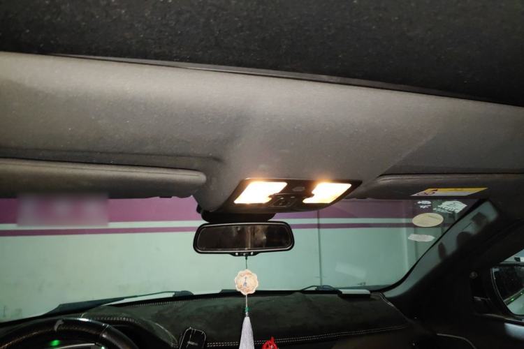 Used Land X7 2015 2.0T Panoramic Prestige Edition Headliner