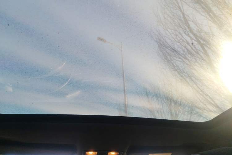 Used Land X7 2015 2.0T Panoramic Prestige Edition Headliner